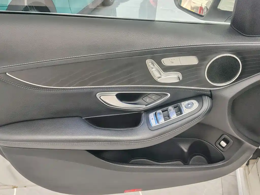 Mercedes-Benz C-Class 2017