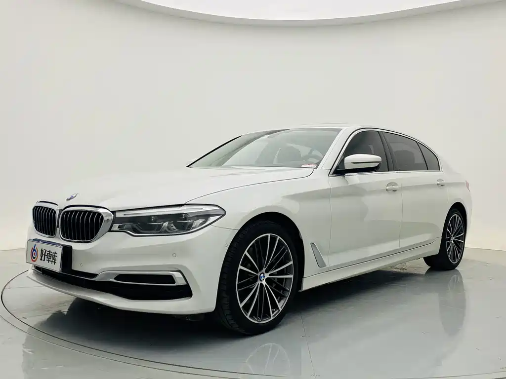 BMW 5 Series 2020 — фото 2
