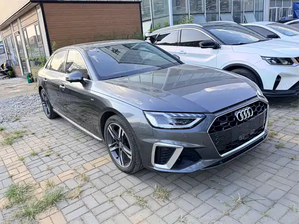 Audi A4L 2020