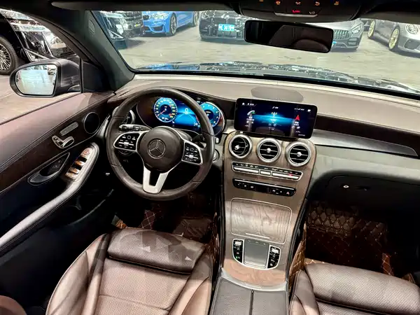 Mercedes-Benz GLC 2020