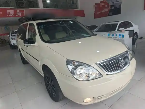 Buick GL8 2013