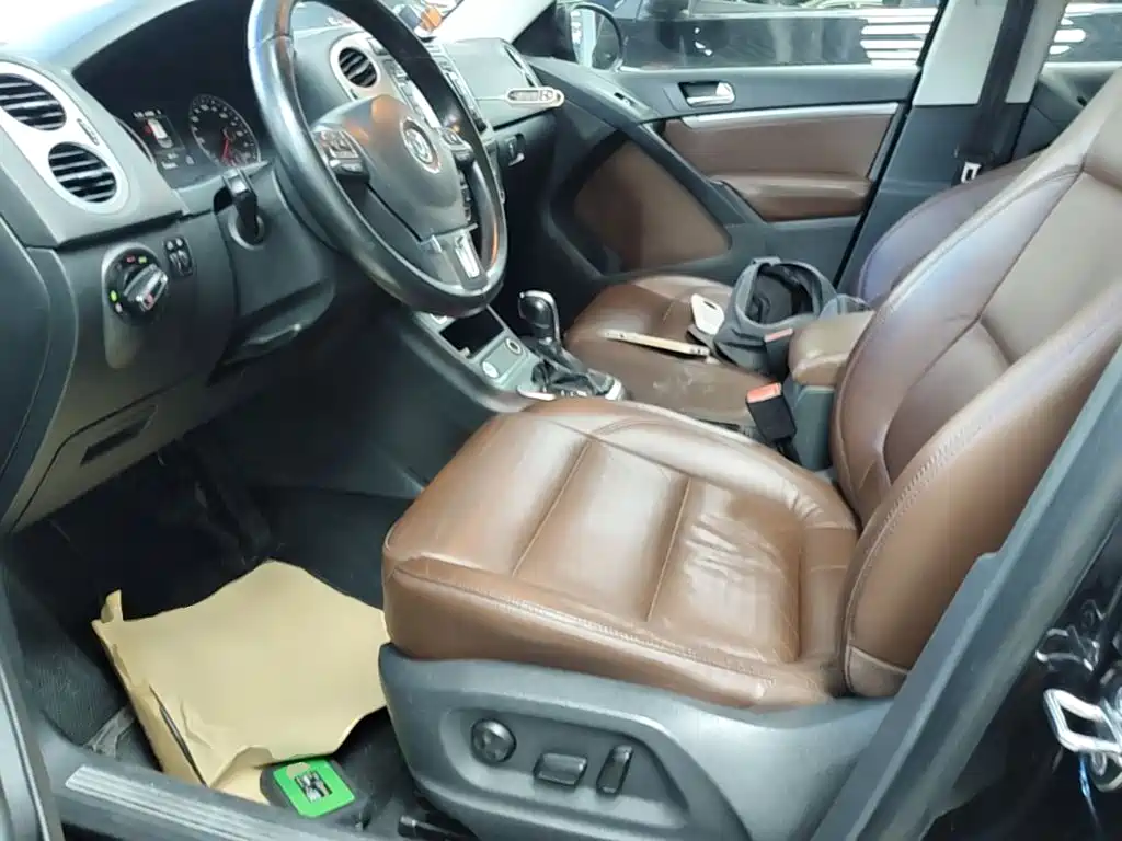 Volkswagen Tiguan 2015 — фото 15