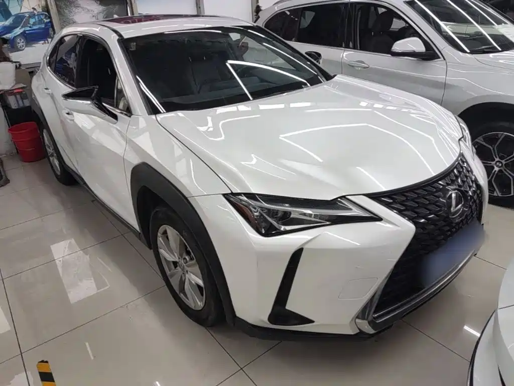 Lexus UX 2021 — фото 4
