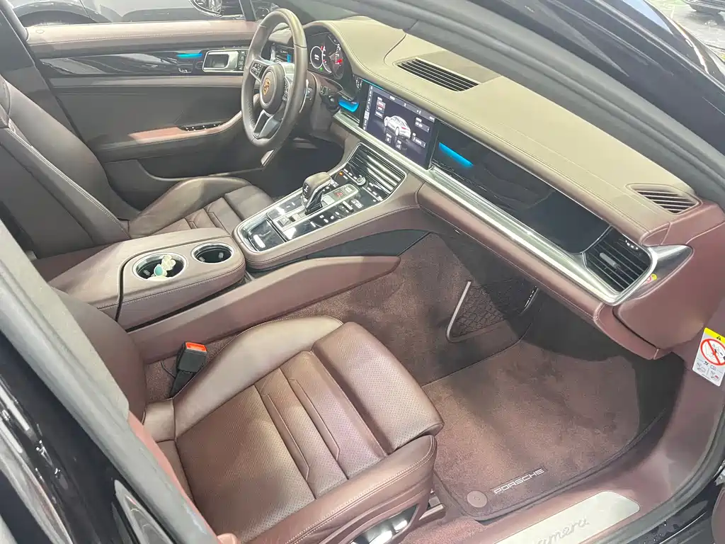 Porsche Panamera 2019 — фото 12