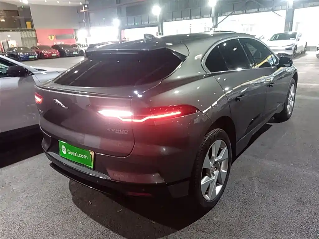 Jaguar I-PACE 2019 — фото 7
