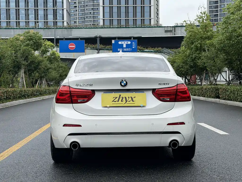 BMW 1 Series 2018