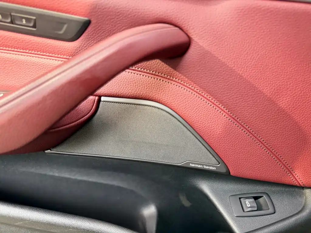 BMW 5 Series 2018 — фото 9