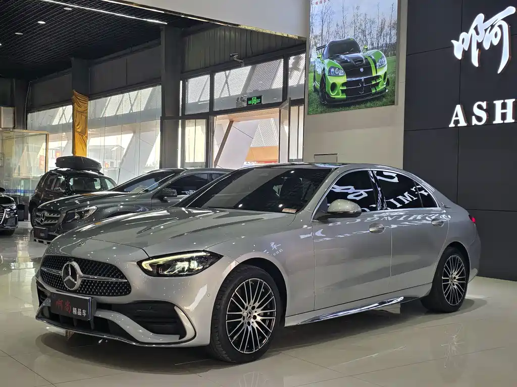 Mercedes-Benz C-Class 2022