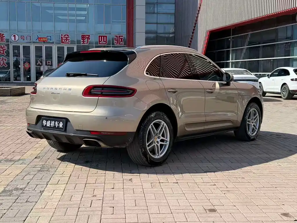 Porsche Macan 2015 — фото 4