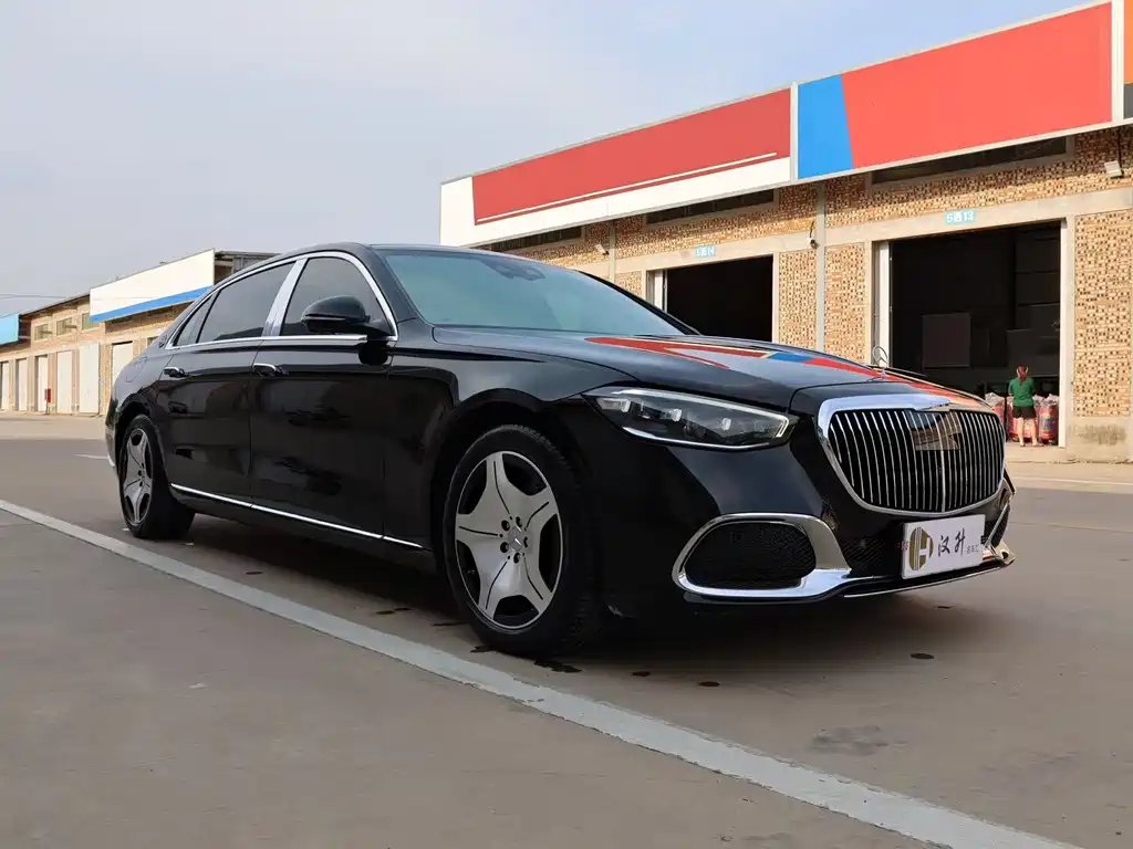 Mercedes-Benz S-Class 2025