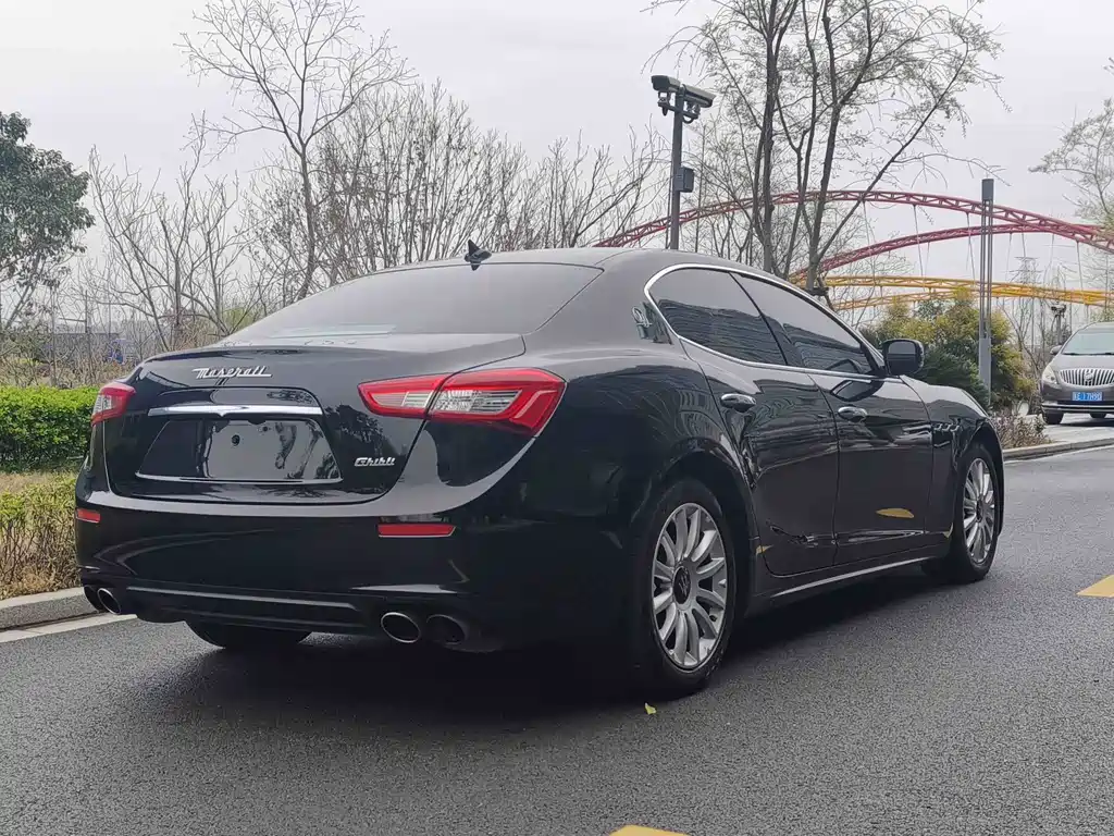 Maserati Ghibli 2015 — фото 10