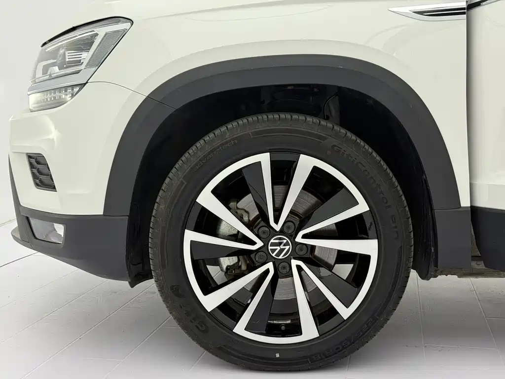 Volkswagen Tharu 2022 — фото 20