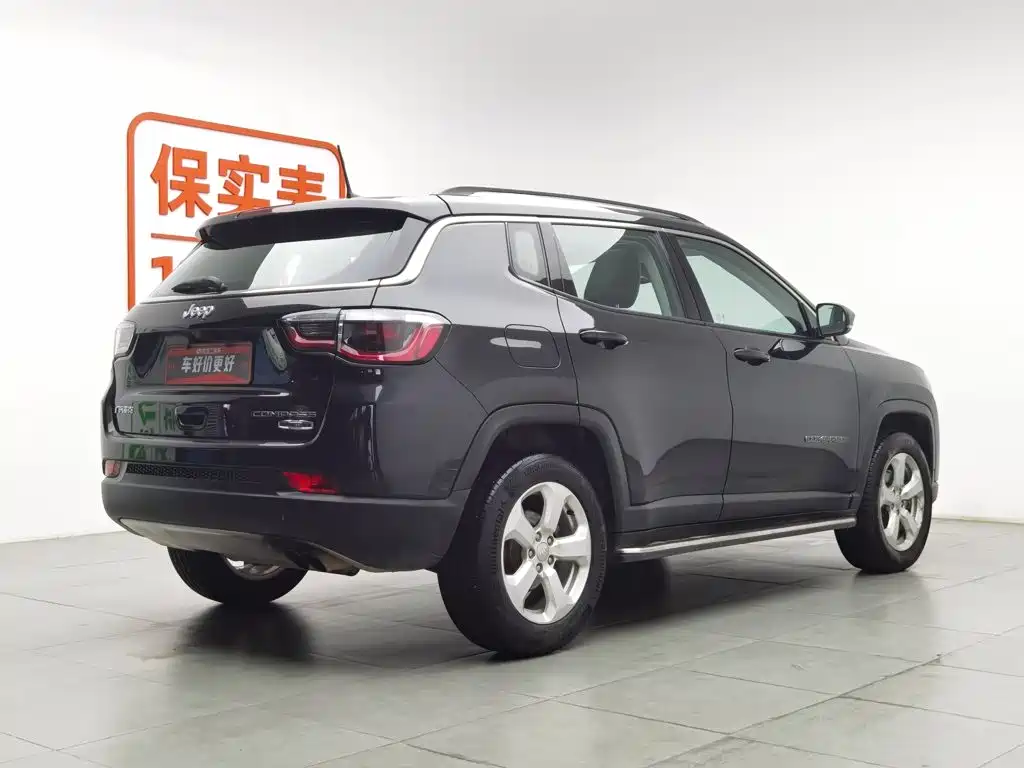 Jeep Compass 2017 — фото 2