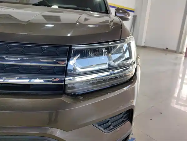 Volkswagen Tharu 2019