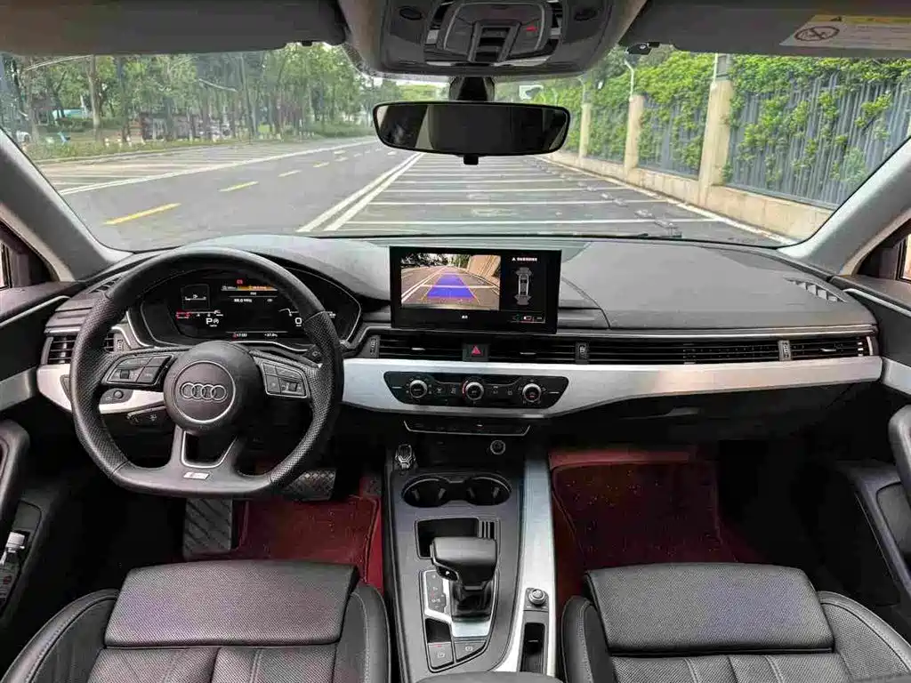 Audi A4L 2021