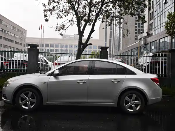 Chevrolet Cruze 2012