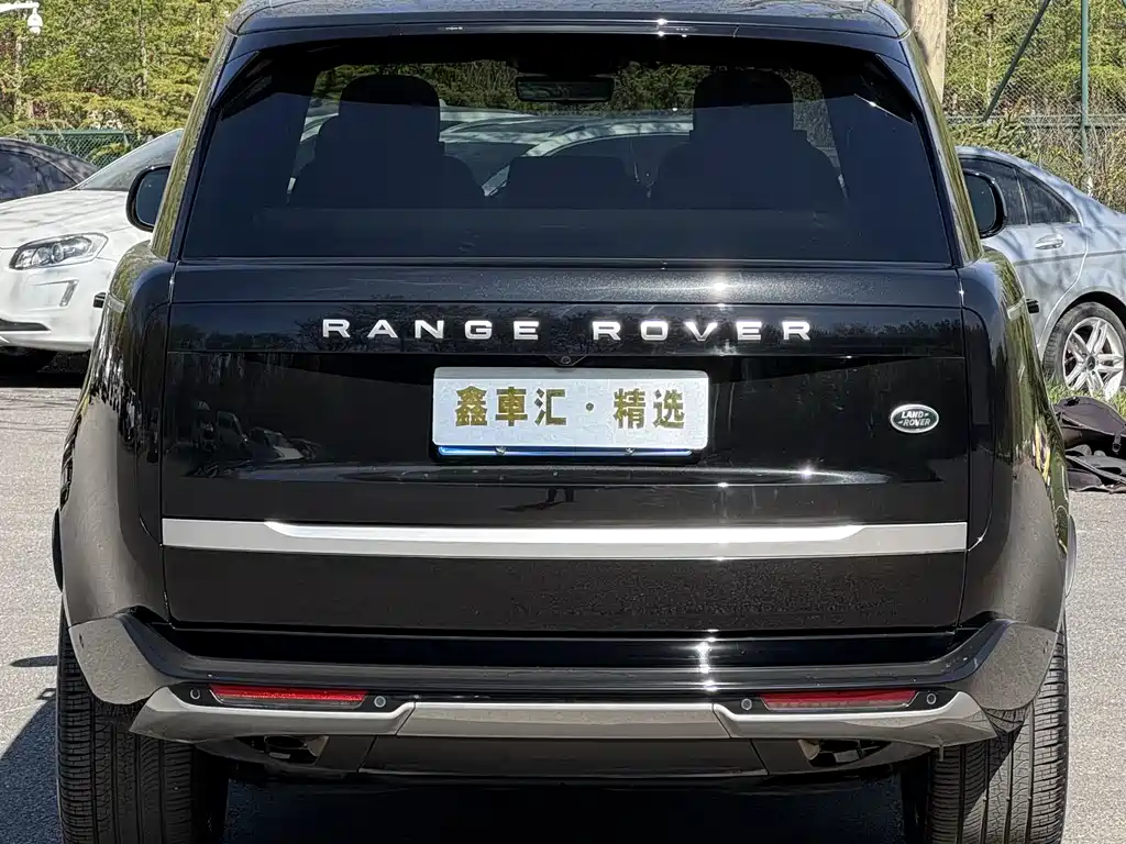 Land Rover Range Rover 2024 — фото 12