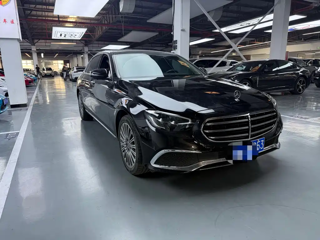 Mercedes-Benz E-Class 2023 — фото 3