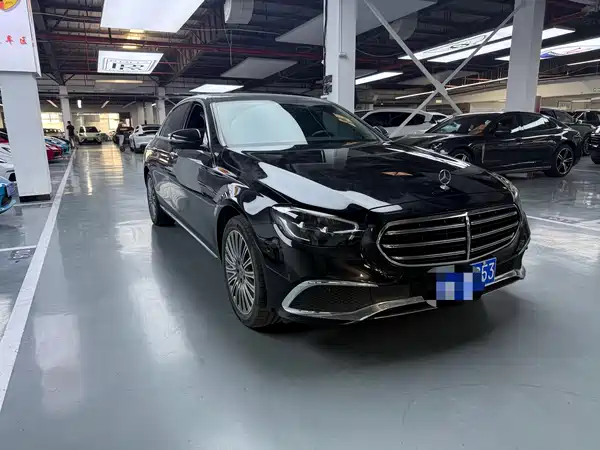 Mercedes-Benz E-Class 2023