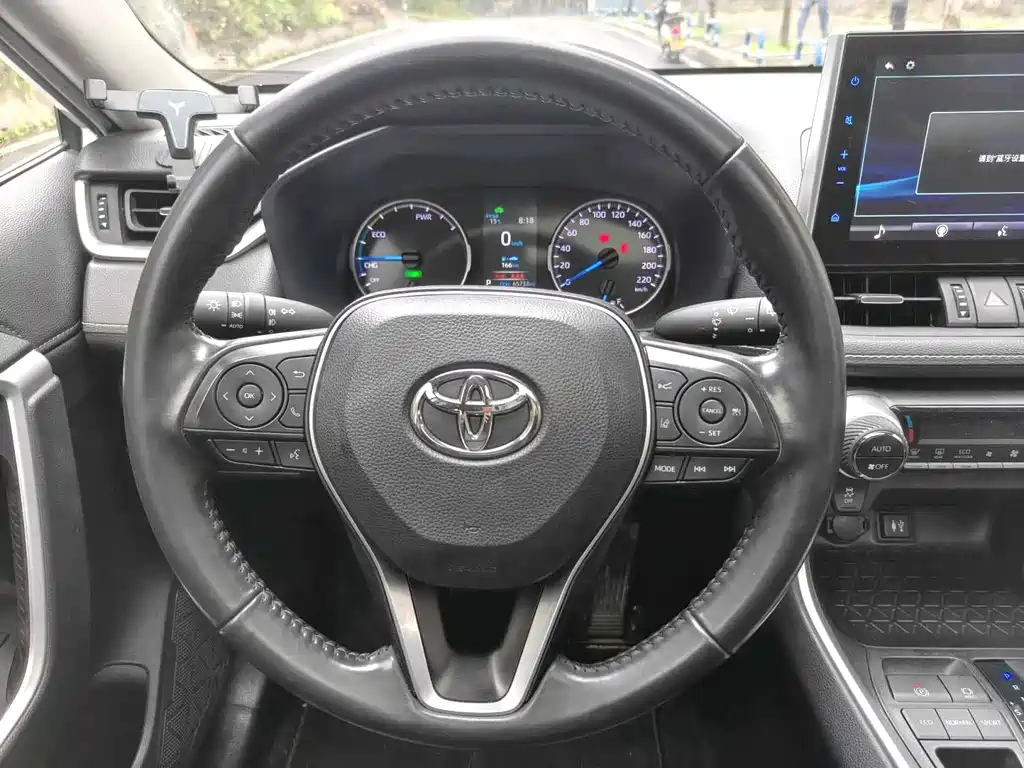 Toyota Wildlander 2021 — фото 11