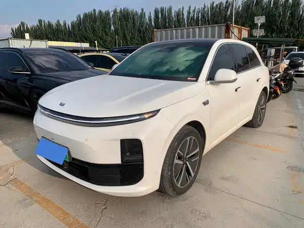 Li Auto L6 2024