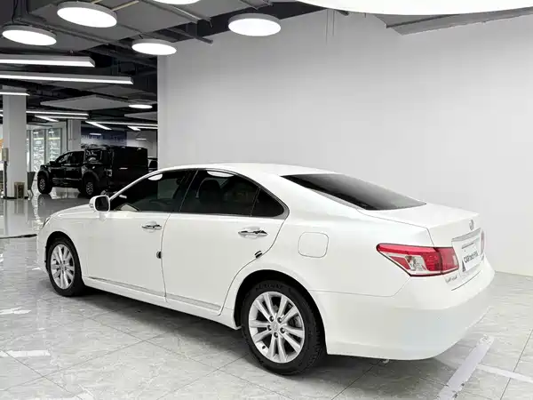 Lexus ES 2010