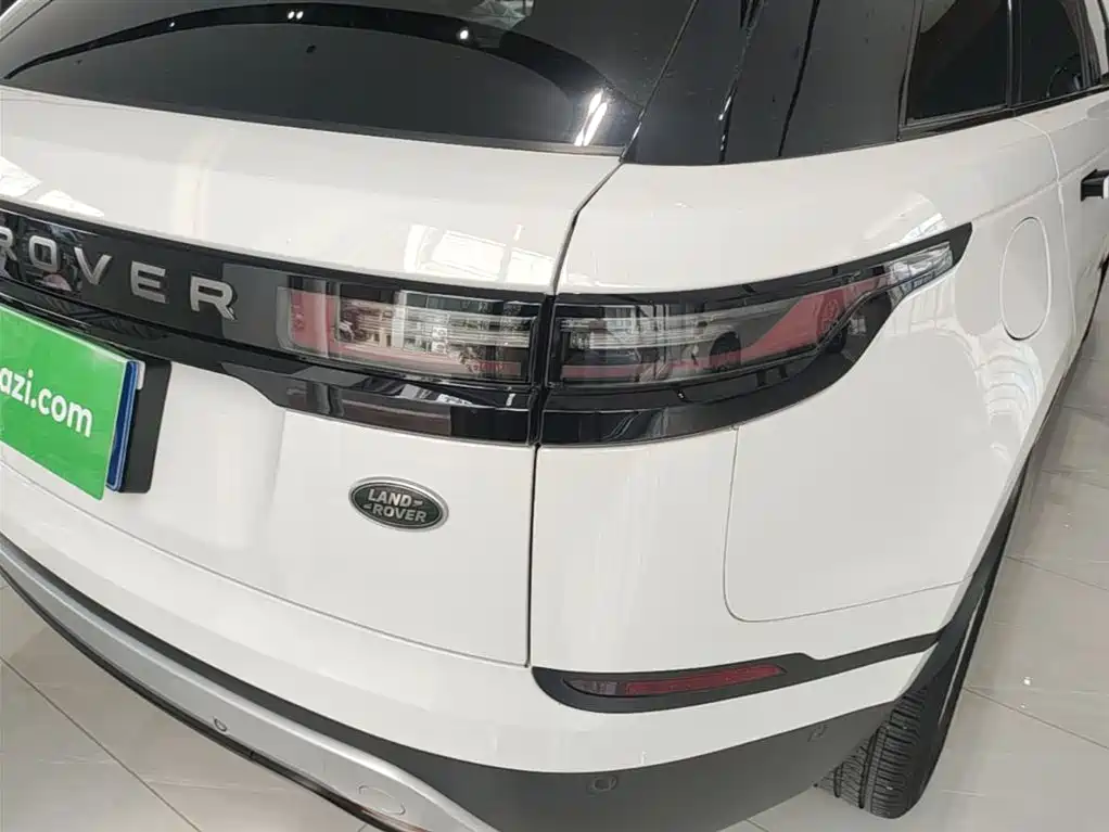 Land Rover Velar 2024 — фото 8
