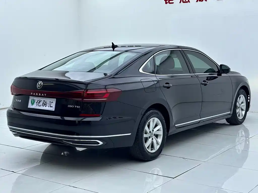 Volkswagen Passat 2022