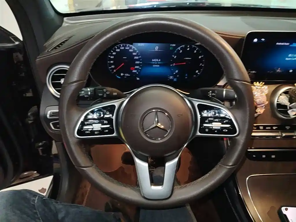 Mercedes-Benz GLC 2021 — фото 11