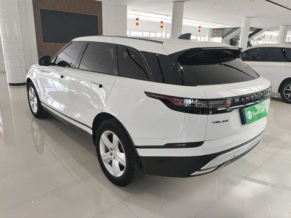 Land Rover Velar 2024 — фото 5