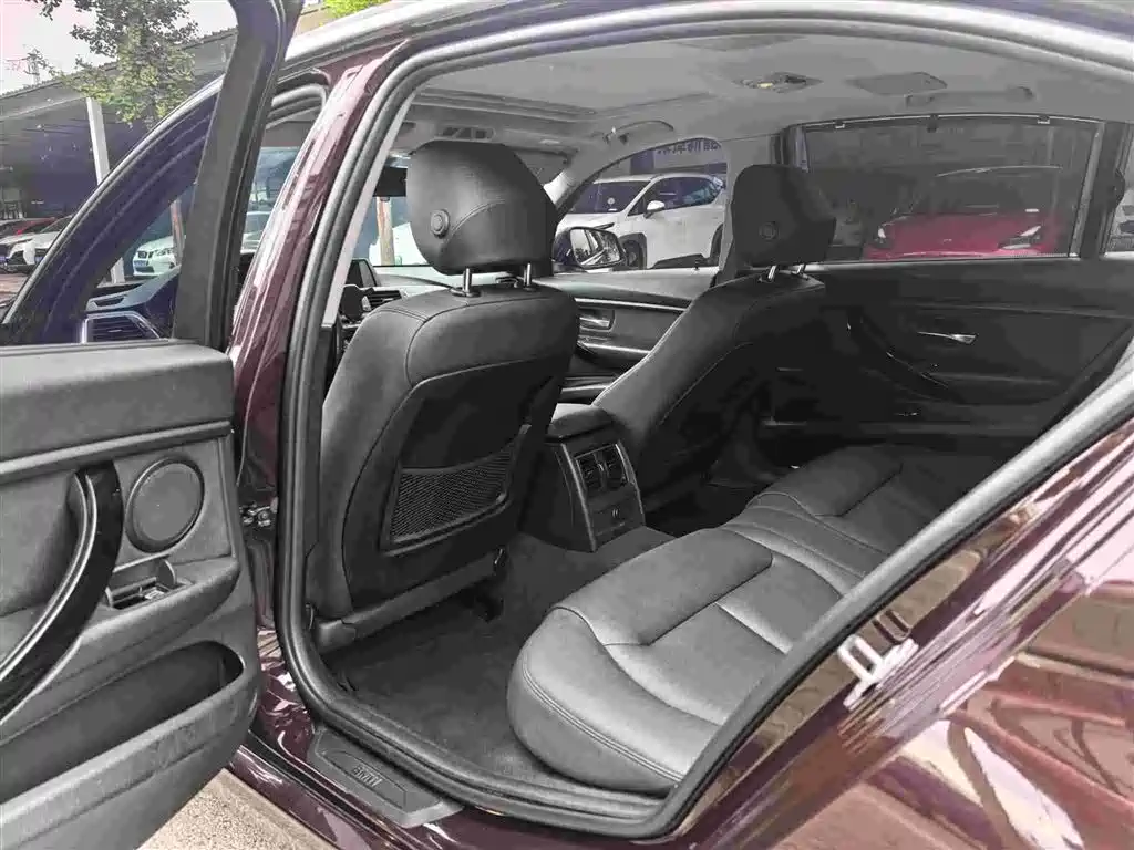 BMW 3 Series 2017