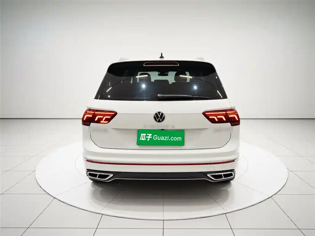 Volkswagen Tiguan L 2022 — фото 6