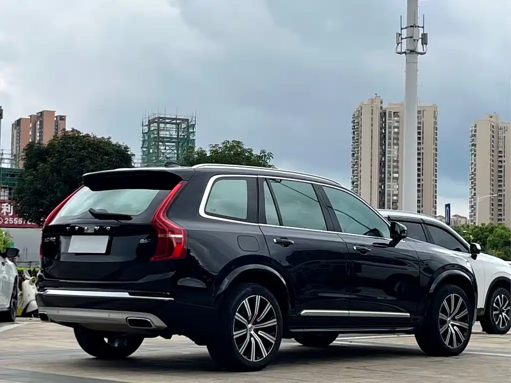 Volvo XC90 2021