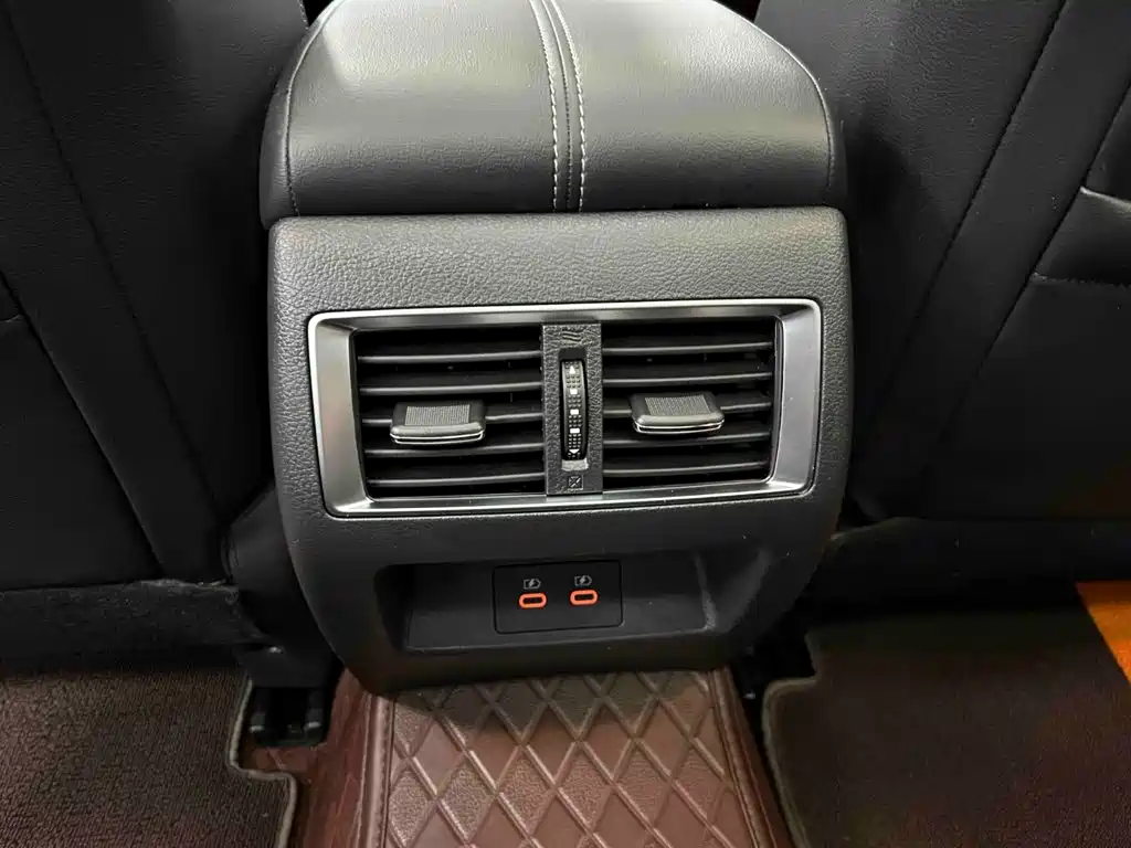Nissan Teana 2023 — фото 15