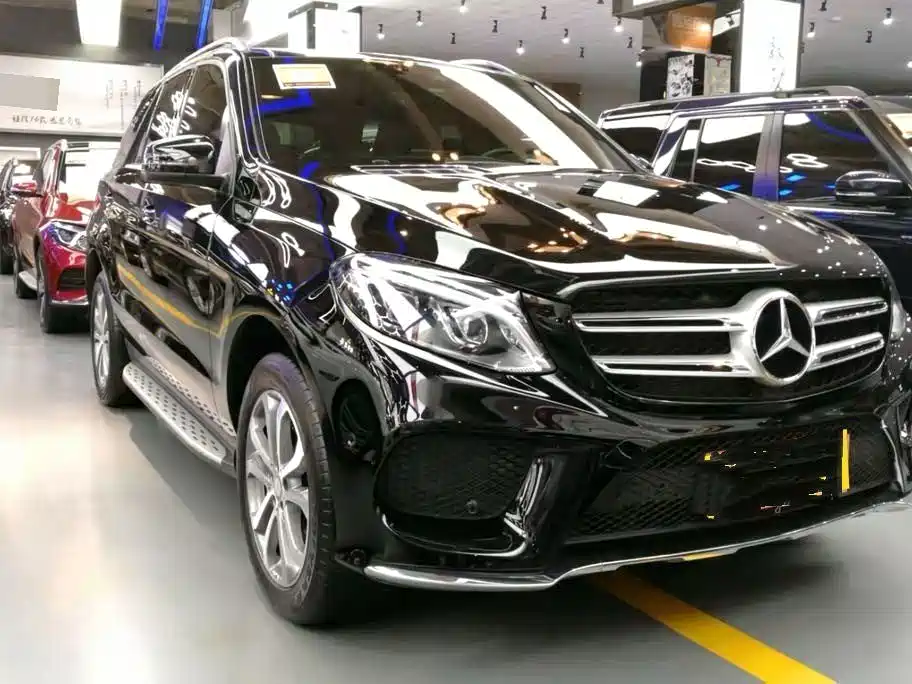 Mercedes-Benz GLE 2016
