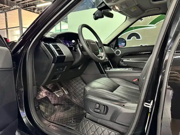 Land Rover Discovery 2020
