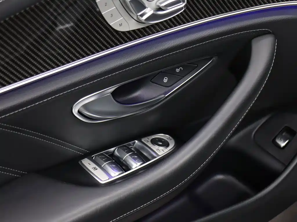 Mercedes-Benz E-Class AMG 2021 — фото 28