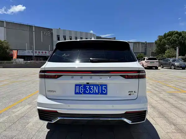 Geely Xingyue L 2022