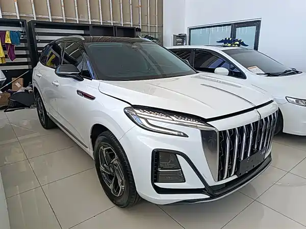 Hongqi HS3 2023