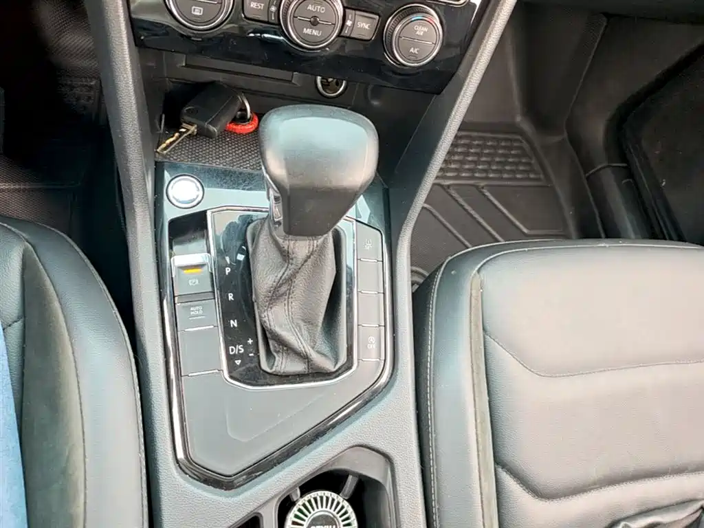 Volkswagen Tiguan L 2019 — фото 14
