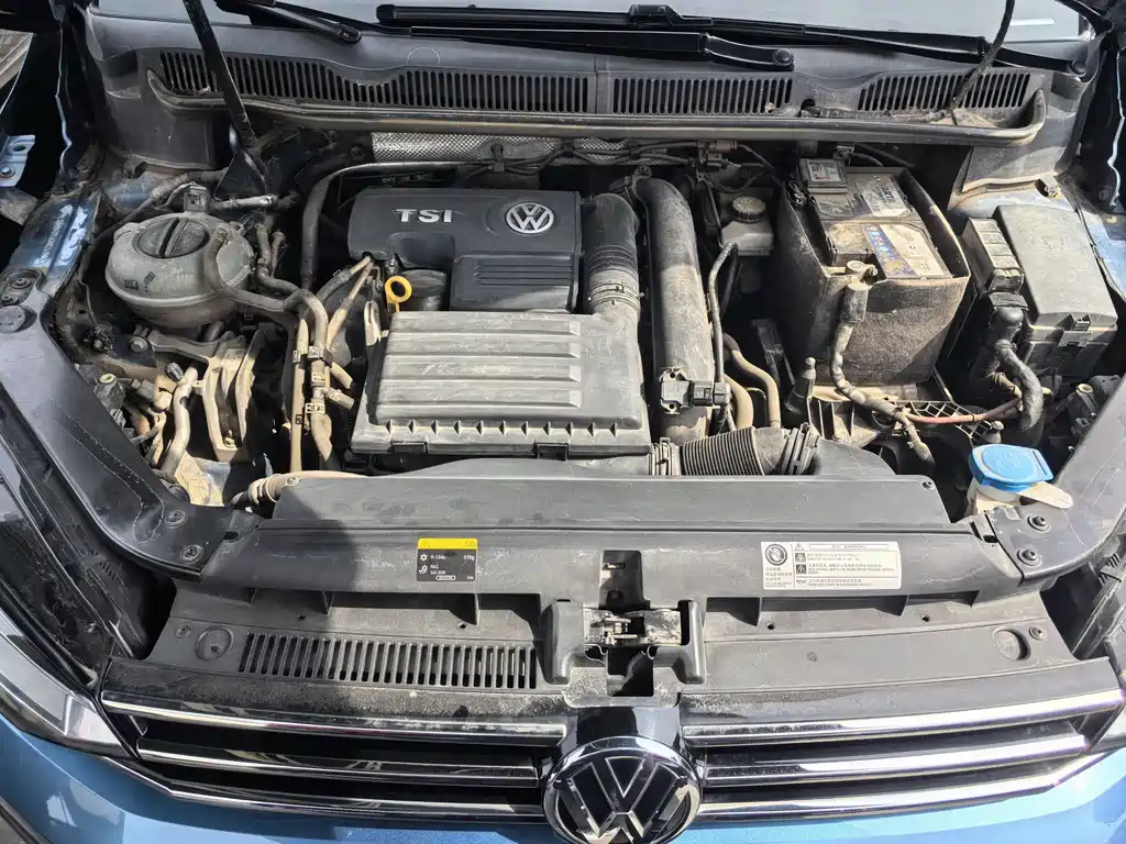 Volkswagen Touran 2016 — фото 17