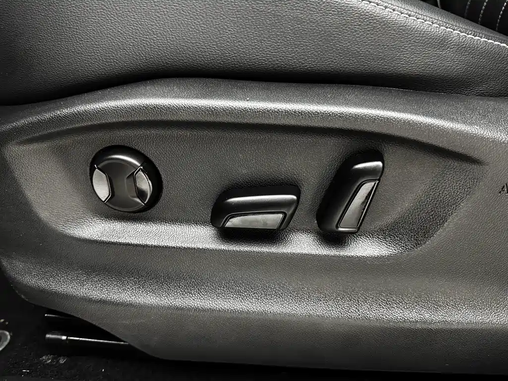 Volkswagen Tiguan L 2022 — фото 17