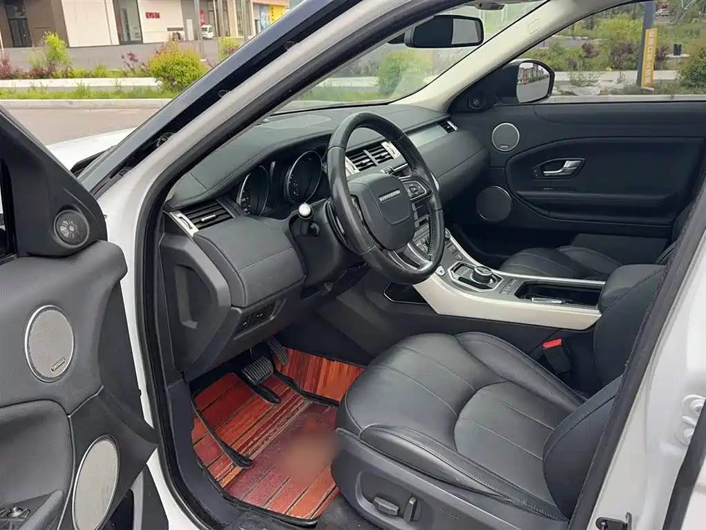 Land Rover Evoque 2017 — фото 13