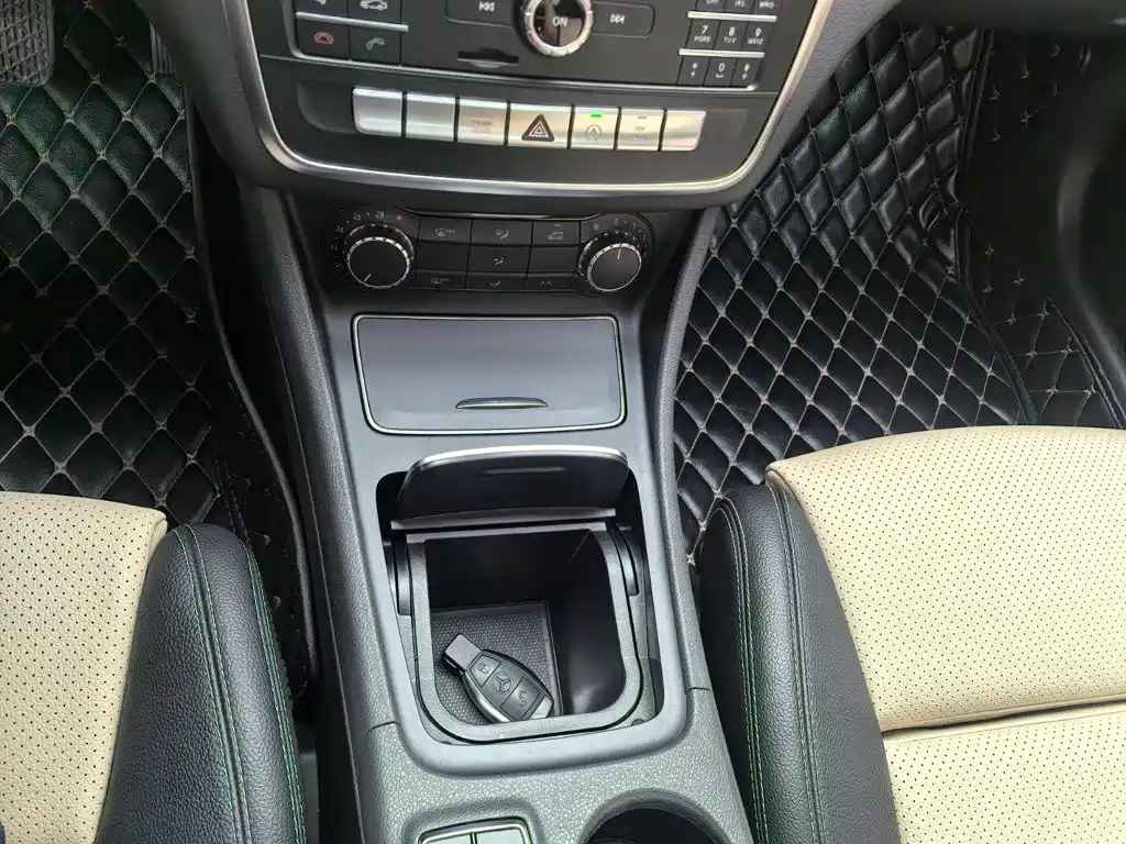 Mercedes-Benz GLA 2018 — фото 15