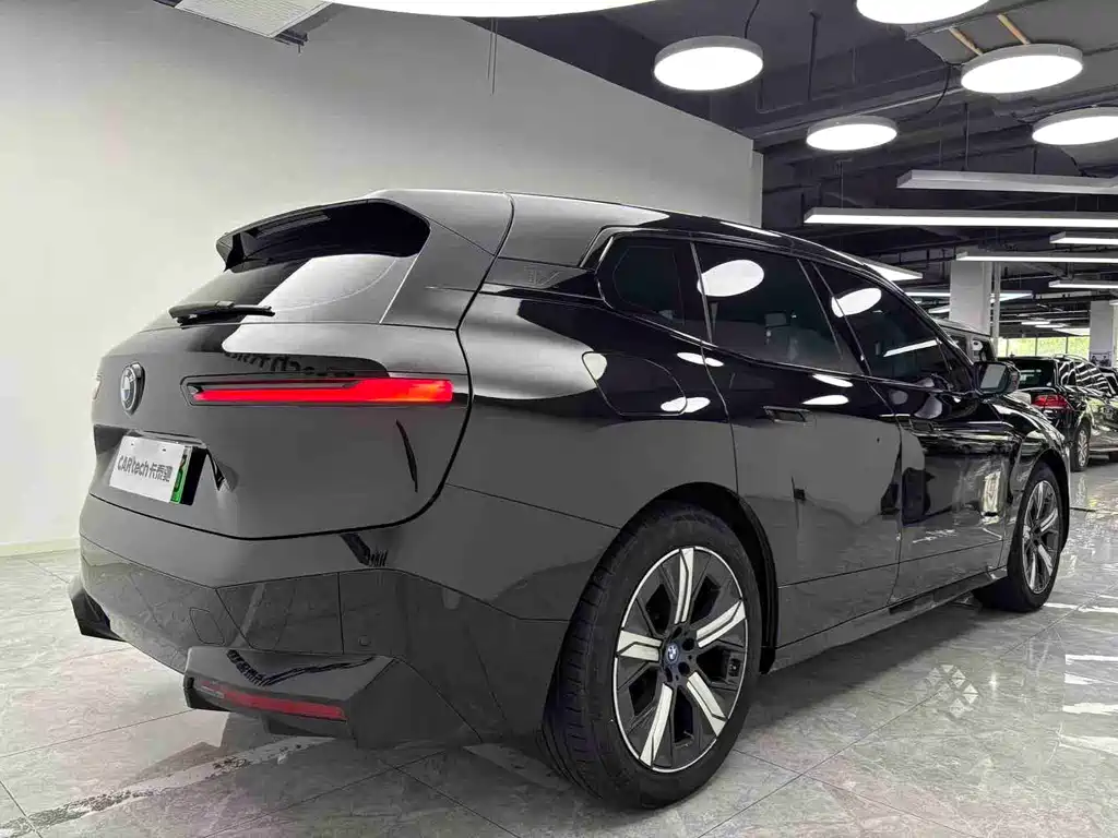BMW iX 2023 — фото 4