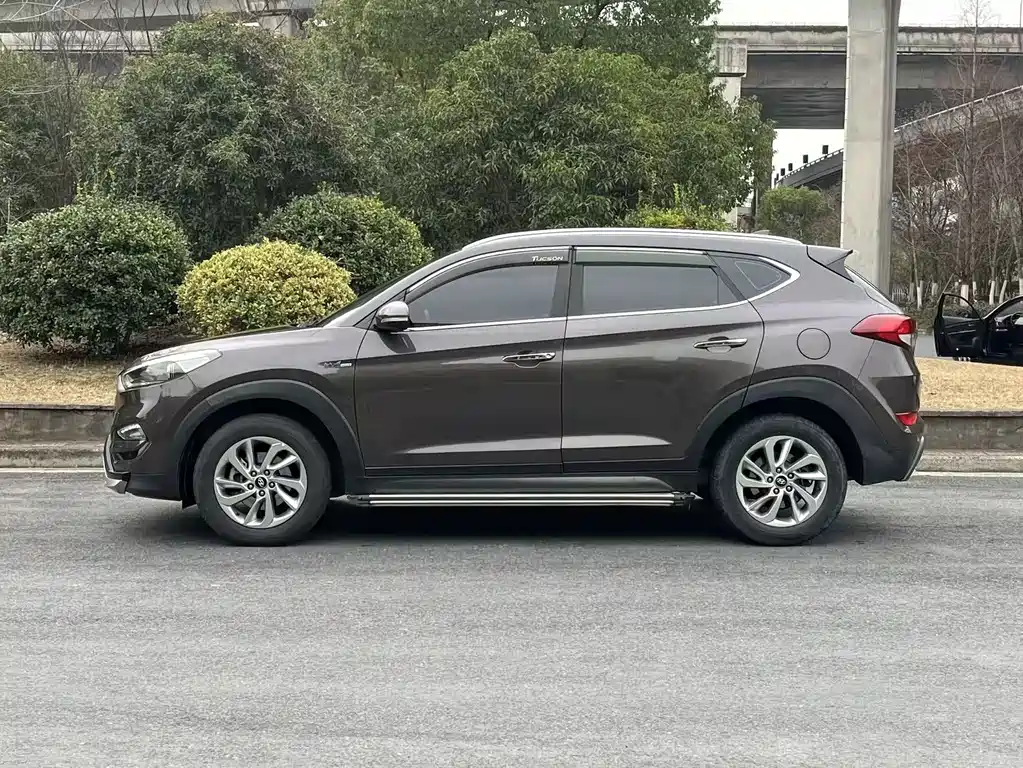 Hyundai Tucson 2017 — фото 2