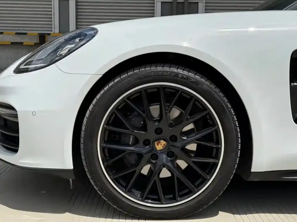 Porsche Panamera 2022 — фото 8