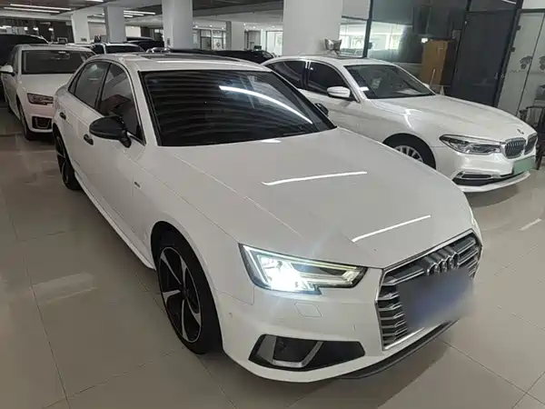 Audi A4L 2019