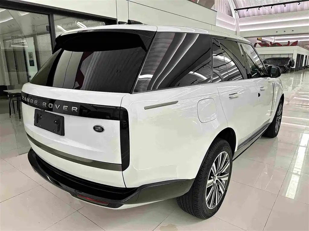 Land Rover Range Rover 2024 — фото 15