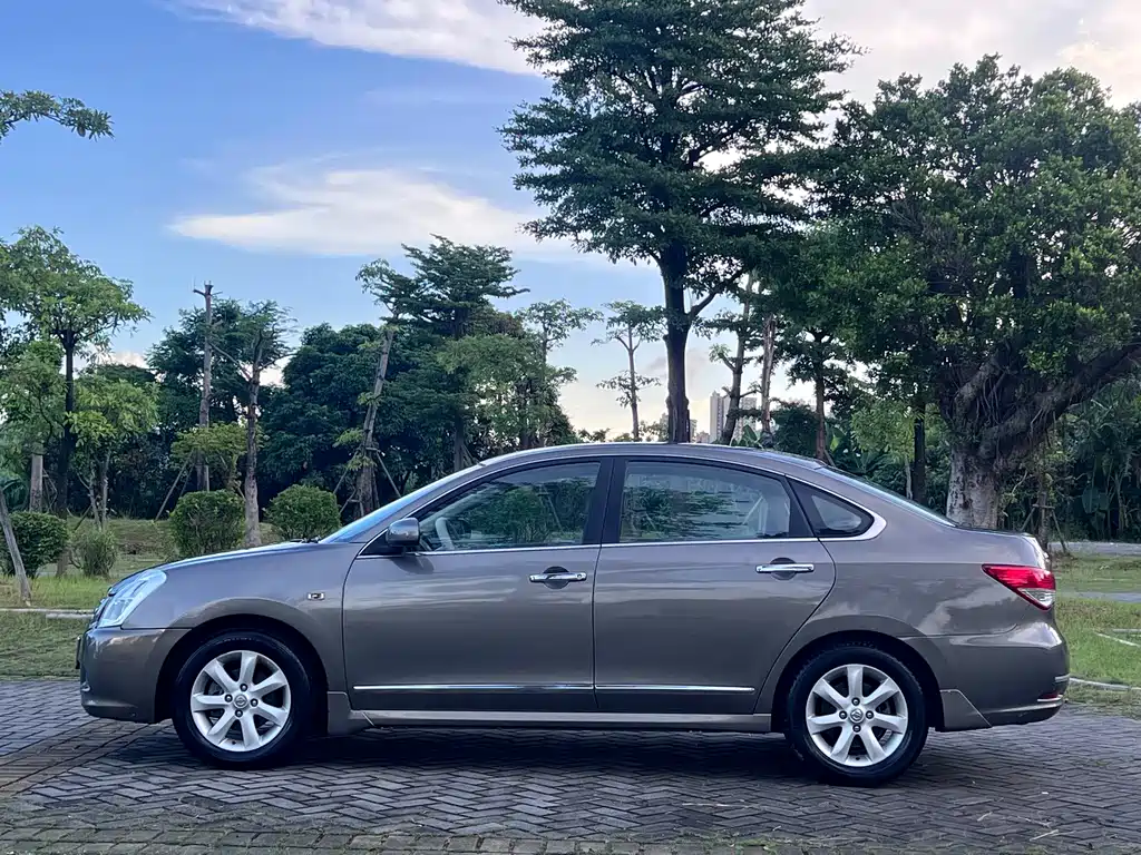 Nissan Sylphy 2012